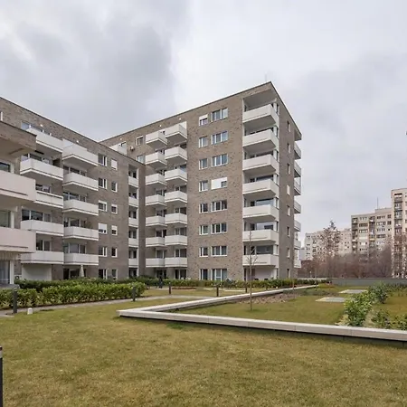 Lägenhet New With Balcony