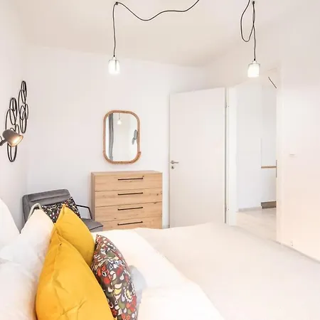 New With Balcony Lägenhet Budapest